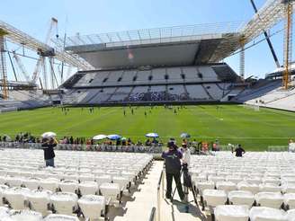 Treino do Corinthians na arena em Itaquera