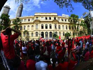 <p>Os 2 mil manifestantes do MTST que participam da marcha vêm de ao menos cinco ocupações diferentes na periferia da cidade</p>