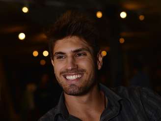 <p>Guilherme Leão causou tumulto nos corredores do SPFW</p>