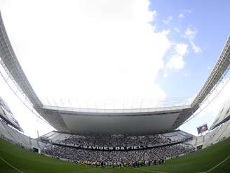 <p>Arena Corinthians recebeu 20 mil pessoas e terá que correr para comportar mais 30 mil no próximo domingo</p>