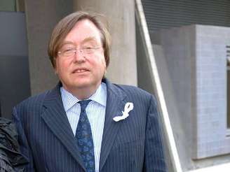 <p>David Mellor, ex-ministro do Interior, rejeitou as acusações de que membros do Partido Coservador pagavam para se relacionar com garotos</p>