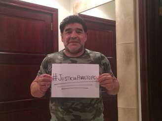 <p>Maradona participa de campanha nas redes sociais</p>