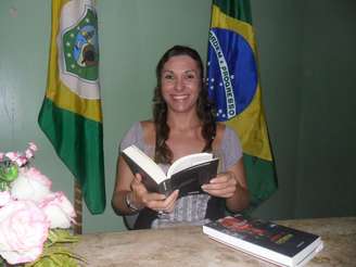 Quero mostrar que é possível, diz travesti cotada a reitora