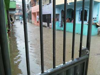 Rua foi tomada pela água no bairro Capelinha de São Caetano