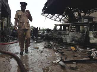Explosão em posto de combustível em Acra, capital de Gana, na quinta-feira. 04/06/2015