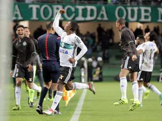 Iago marcou gols importantes no segundo semestre pelo Coxa. (Divulgação/Coritiba)