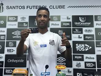 Jorge elogiou os treinos de Sampaoli no Santos e disse ainda não estar 100% fisicamente (Arthur Faria/Lancepress!)