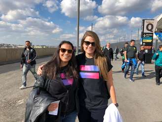 Fernanda Floriano e Paloma Gouveia vestiram as cores da campanha Go Equal para acompanhar a disputa de 3o lugar da Copa Américaflame apostas online confiáveisSão Paulo