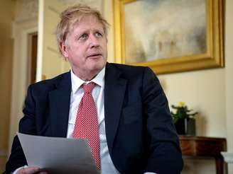 Primeiro-ministro britânico, Boris Johnson, durante pronunciamento em Londres
12/04/2020 Pippa Fowles/No 10 Downing Street/Divulgação via REUTERS