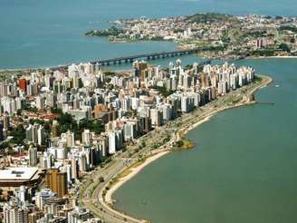 IBGE elevou Florianópolis à categoria de metrópole.