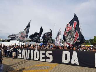 Gaviões da Fiel convoca protesto contra Roberto de Andrade (Foto: Guilherme Amaro/Lancepress)