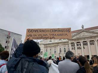 Protesto nas ruas de Lisboa contra medidas do governo no combate ao coronavírus
