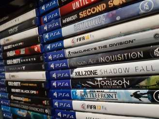Jogos usados de PS4 podem ser encontrados por preços acessíveis