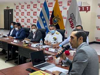 Reunião que contou com autoridades equatorianas e representantes do Barcelona de Guayaquil