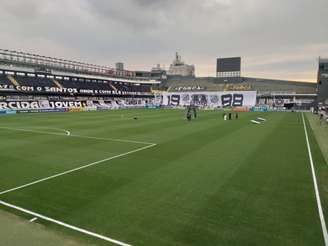 Vila Belmiro vai receber pouco mais de oito mil torcedores no sábado (FOTO: Fábio Lázaro)