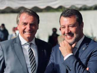 Jair Bolsonaro e Matteo Salvini durante evento em Pistoia