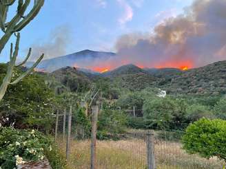 Incêndio teria começado em set de gravação de série