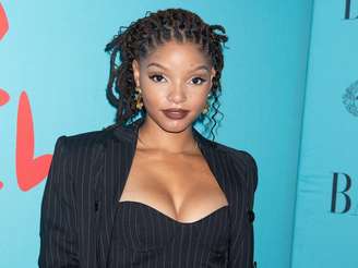 Halle Bailey viverá Ariel em live-action de 'A Pequena Sereia', que deve ser lançado em 2023. Além de atriz, ela faz parte da dupla Chloe X Halle com sua irmã