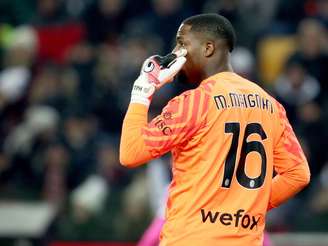 O goleiro do Milan, Mike Maignan, foi alvo de torcedores racistas durante a partida de futebol da Série A italiana Udinese Calcio x AC Milan no estádio Friuli - Dacia Arena em Udine, em 20 de janeiro de 2024. A partida foi marcada por gritos de macacos dirigidos a Maignan por parte de um grupo de torcedores da Udinese.