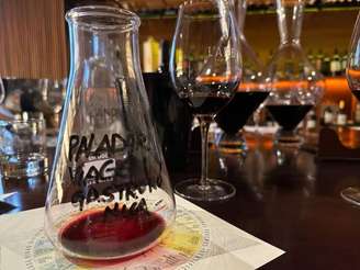 O blend Paladar Viagem Gastronômica tem Touriga Franca e Alicante Bouschet