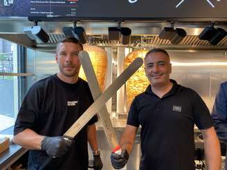 Lukas Podolski abriu seu primeiro restaurante de kebabs em 2018