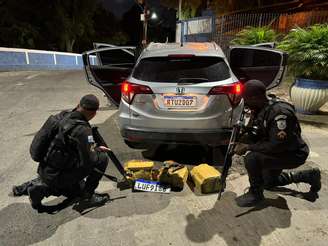 Polícia apreendeu drogas e armas durante operação no RIo