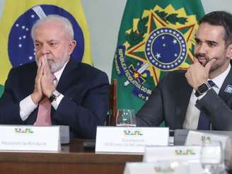 Presidente Lula e o governador do Rio Grande do Sul, Eduardo Leite, em encontro em maio