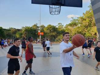 Alexandre de Paiva é um dos influenciadores que puxou o evento de arrecadação no parque do Ibirapuera