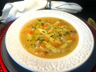 SOPA DE FEIJÃO BRANCO COM MINI PENNE