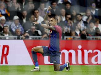 Raphinha comemora gol contra o Real Madrid