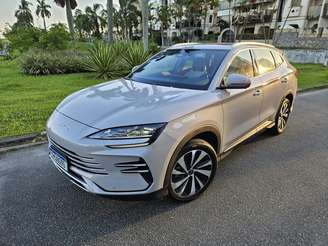 BYD Song Plus Premium: mais potência e novo visual no carro chinês