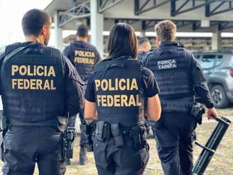 Agentes da Polícia Federal