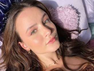 Larissa Manoela divulga selfie no Instagram (Foto: Divulgação)