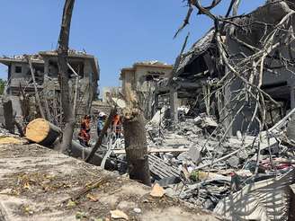 Região de Ness Ziona, em Israel, foi atingida por mísseis iranianos
