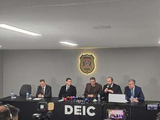Departamento Estadual de Investigações Criminais (DEIC) da Polícia Civil de São Paulo concede entrevista para falar sobre o suspeito de participar de ataque hacker