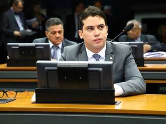 O deputado Junior Mano é um dos alvo da operação da PF que investiga desvio de emendas no Ceará
