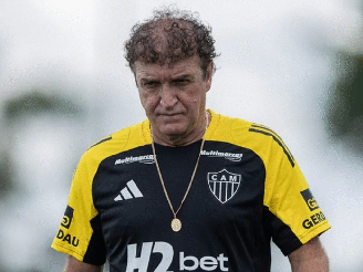 Cuca comanda treino do Atlético-MG 