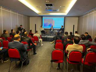 Executivos no evento sobre reforma tributárias e FIDICs 