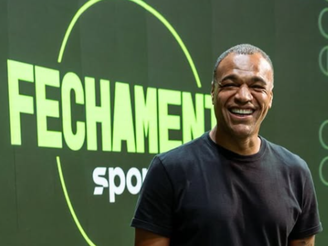 Denilson ex-jogador e atual comentarista da Rede Globo (Foto: Reprodução/Instagram)