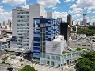 Estudante está internado em estado grave no Hospital São Luiz, em Osasco.