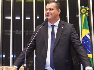 Deputado federal Dal Barreto (União Brasil-BA) foi alvo da Polícia Federal na Operação Overclean