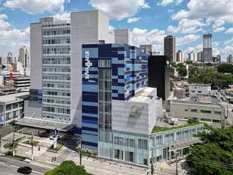 Estudante está internado em estado grave no Hospital São Luiz, em Osasco.