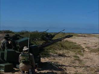 Maduro determina exercícios militares na costa venezuelana como resposta à Trump