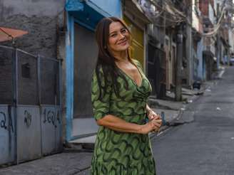 Lígia (Dira Paes) tem Hipertensão arterial pulmonar em 'Três Graças'