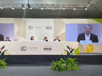 Gavin Newsom, governador da Califórnia, reitera críticas à ausência de Trump na COP30