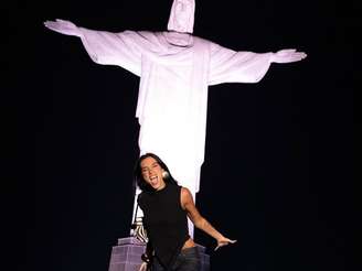 Dua Lipa curtiu tanto o Rio que ganhou novo nome: Eduarda Felipe