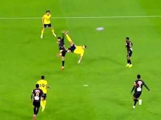 CR7 marcou golaço de bicicleta pelo All-Nassr