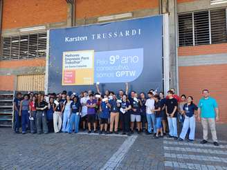 Todos os mais de 2,5 mil funcionários da Karsten foram presenteados com bilhetes da Mega da Virada 2025