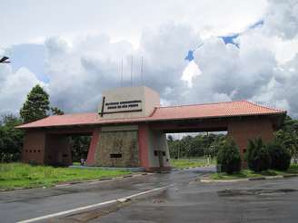 Com pouco mais de 3 mil habitantes, Águas de São Pedro se destaca pelo ritmo tranquilo, áreas verdes e estrutura urbana pensada para o bem-estar, especialmente da população idosa – Wikimedia Commons/Marcos Guerra