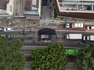 Prefeitura suspeita que explosão que abriu cratera na Rua da Consolação foi causada pelo acúmulo de gases